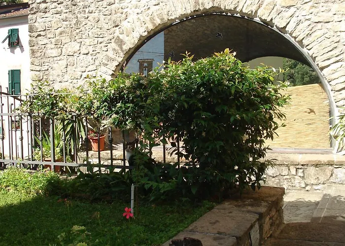 La Campana D'oro Hotell 2*